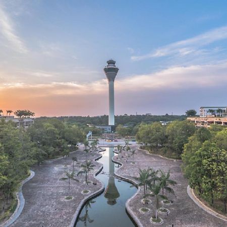 Klia Lili Residensi 5 Plus 2 Pax With Splendid Pool Nilai Exterior foto